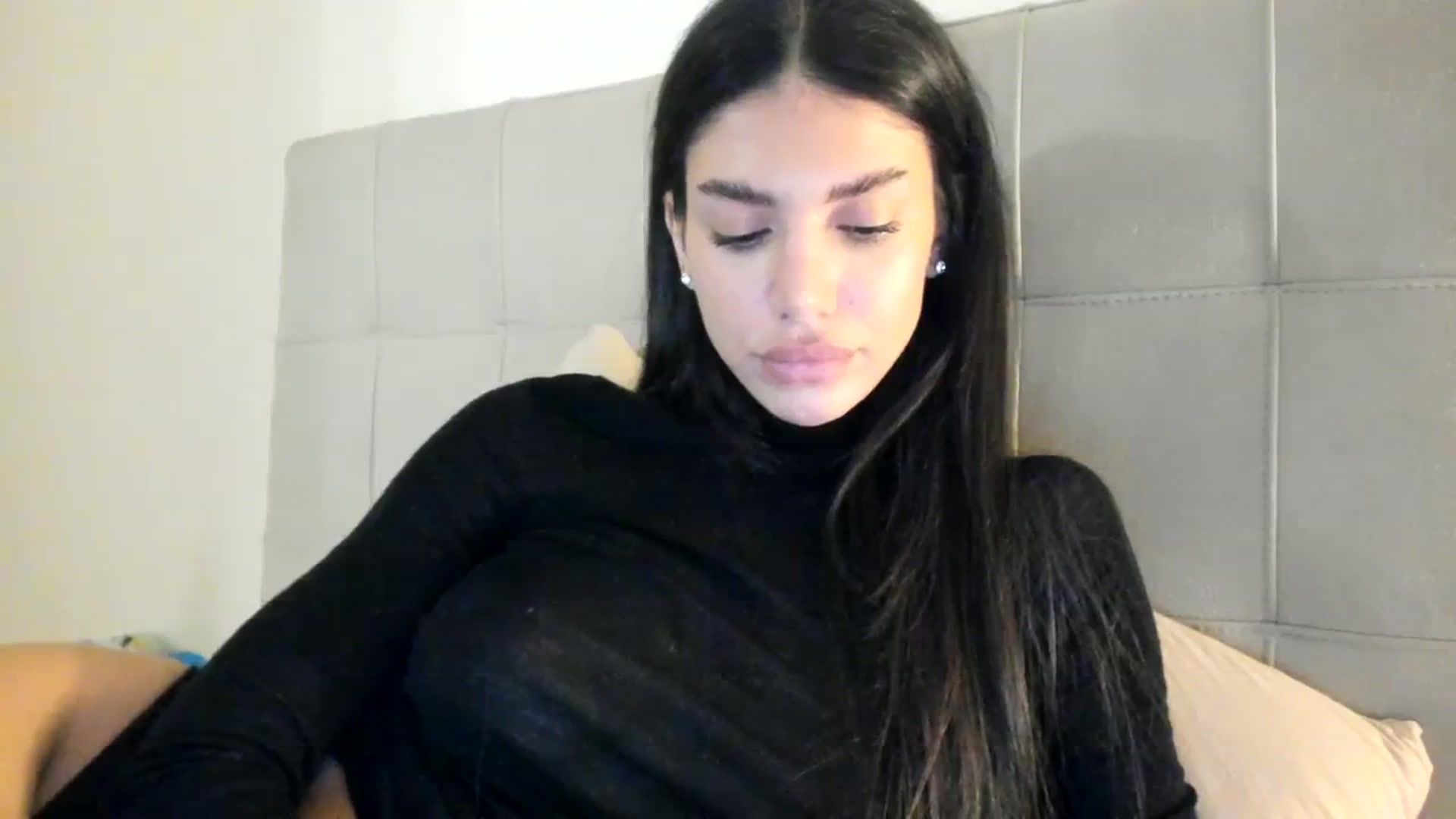 Gallery image thumbnail from SashaLopez's myfreecams stream on, 12/27/2023, 17:53 image 2 of 20