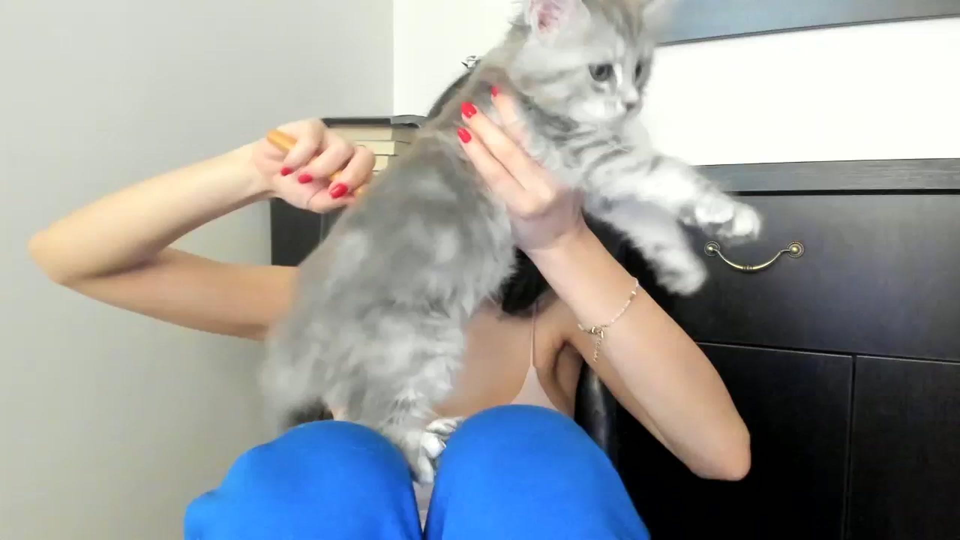 Gallery image thumbnail from SashaLopez's myfreecams stream on, 01/02/2024, 22:56 image 10 of 20