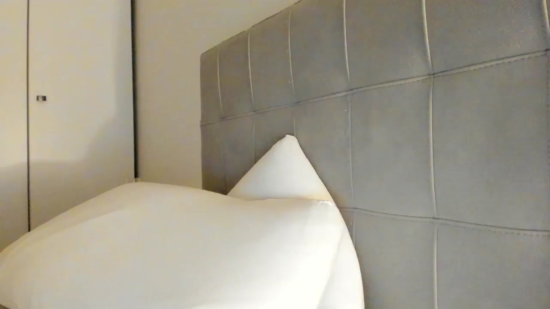 Gallery image thumbnail from SashaLopez's myfreecams stream on, 01/04/2024, 23:49 image 10 of 20