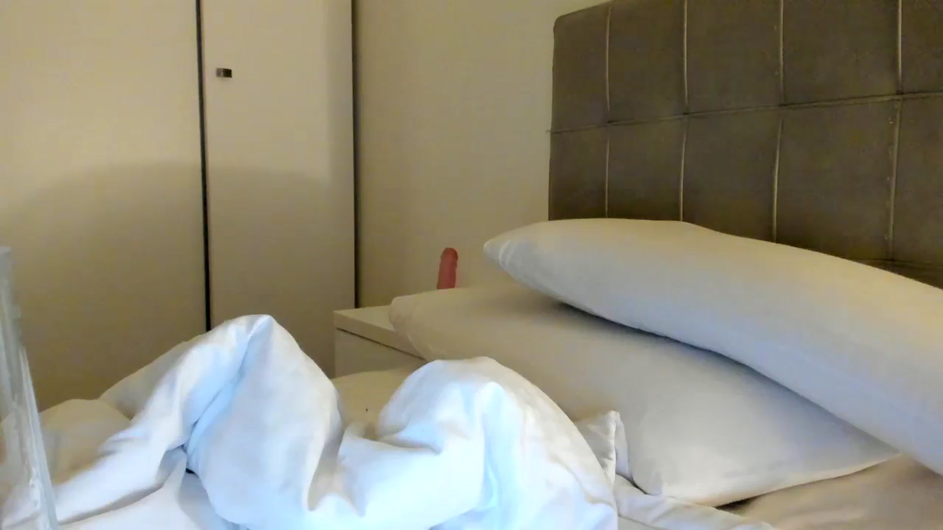Gallery image thumbnail from SashaLopez's myfreecams stream on, 01/12/2024, 24:02 image 17 of 20