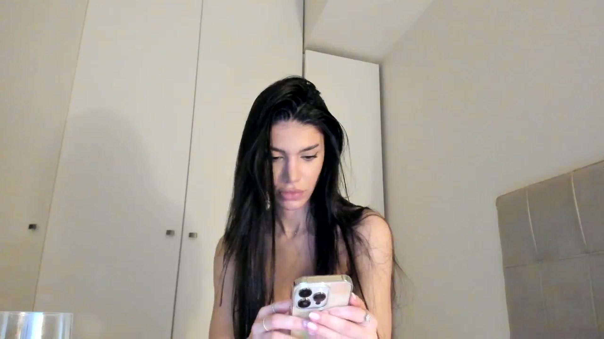 Gallery image thumbnail from SashaLopez's myfreecams stream on, 01/13/2024, 23:42 image 12 of 20