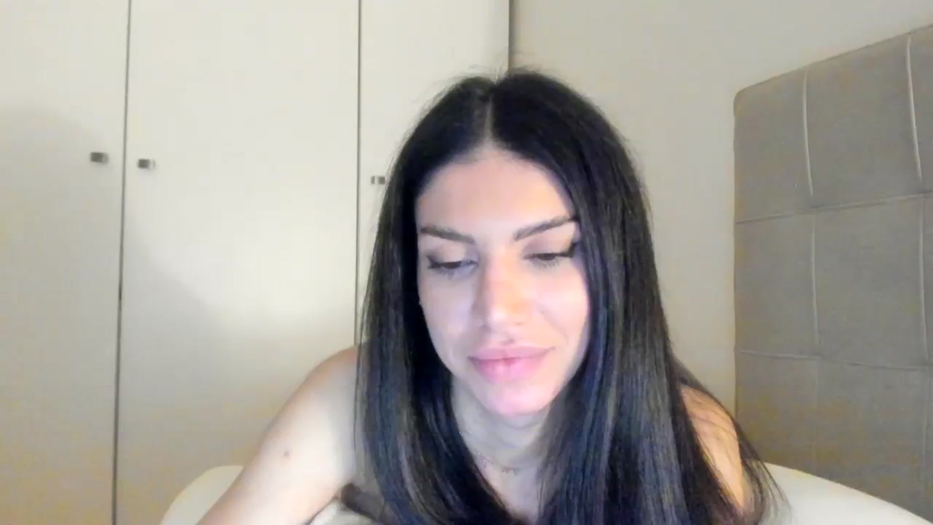 Gallery image thumbnail from SashaLopez's myfreecams stream on, 01/23/2024, 23:14 image 1 of 20
