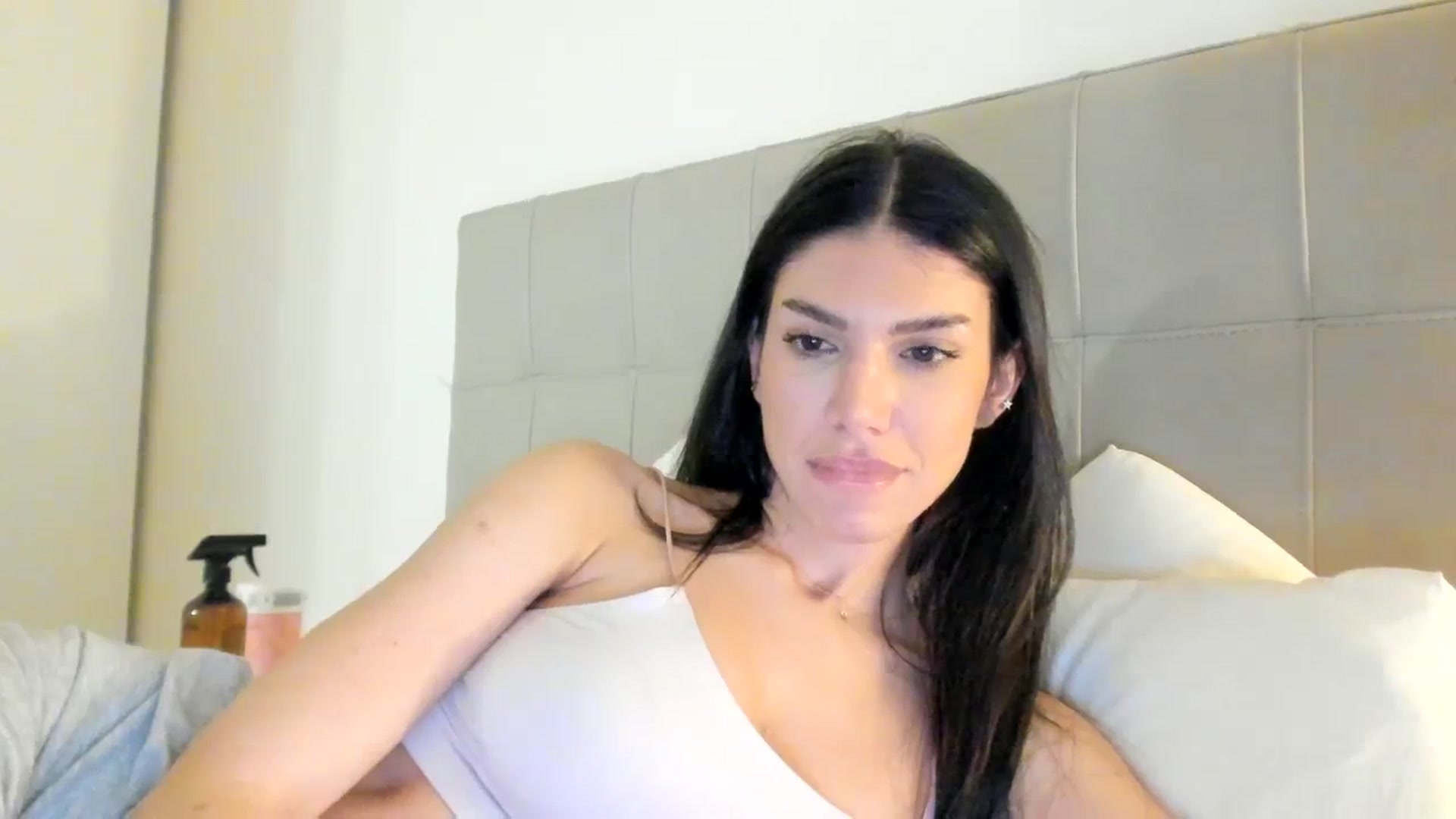 Gallery image thumbnail from SashaLopez's myfreecams stream on, 01/30/2024, 23:13 image 7 of 20
