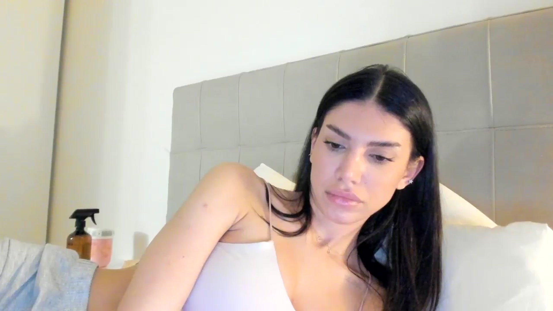 Gallery image thumbnail from SashaLopez's myfreecams stream on, 01/30/2024, 23:13 image 4 of 20