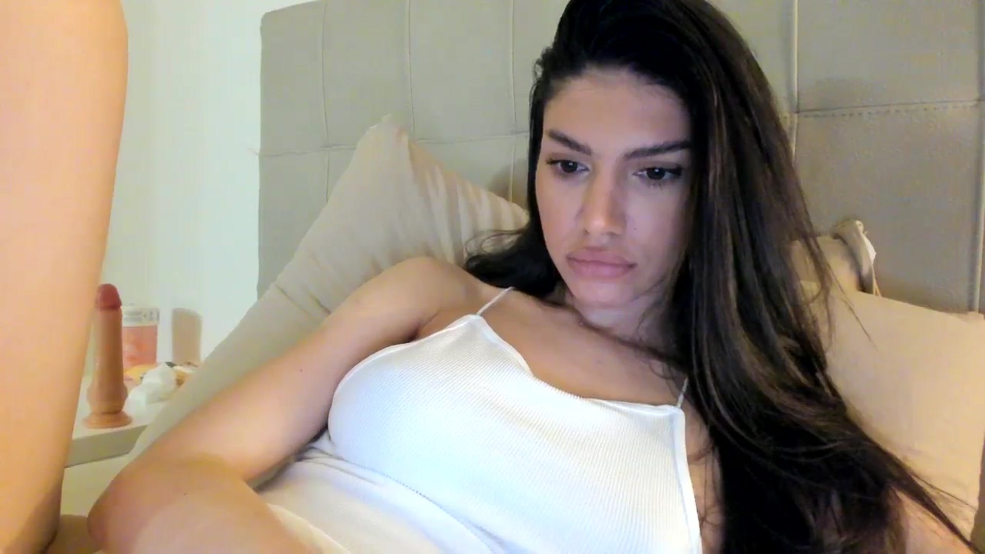 Gallery image thumbnail from SashaLopez's myfreecams stream on, 02/01/2024, 23:34 image 14 of 20