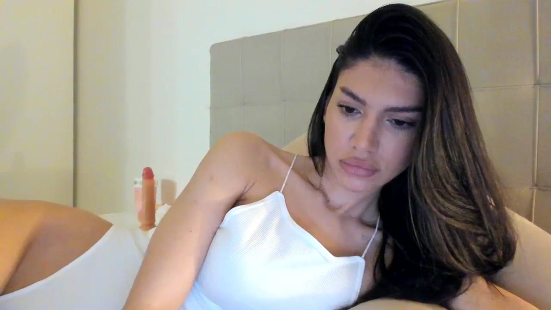 Gallery image thumbnail from SashaLopez's myfreecams stream on, 02/01/2024, 23:34 image 7 of 20