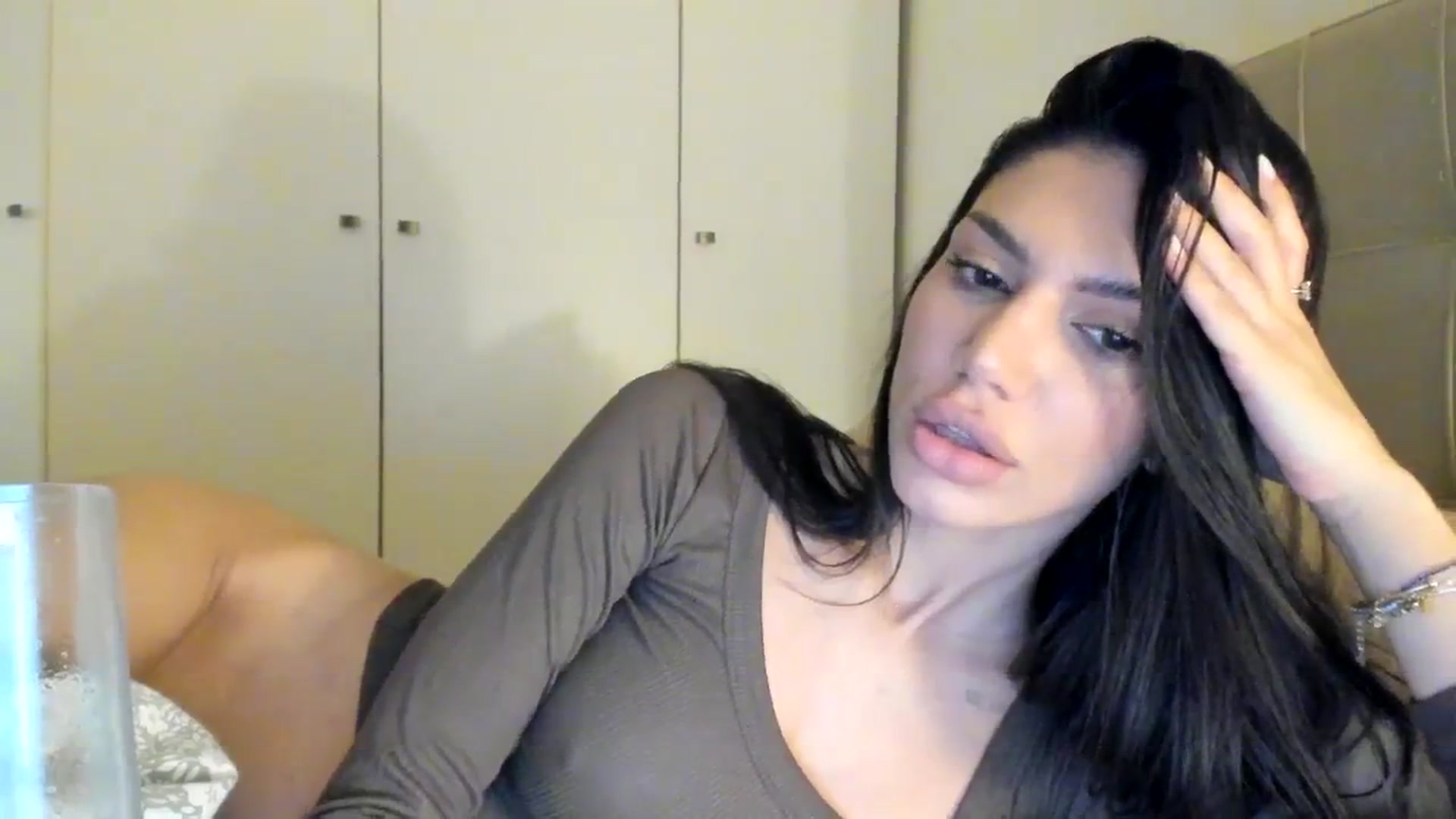 Gallery image thumbnail from SashaLopez's myfreecams stream on, 02/07/2024, 21:24 image 8 of 20