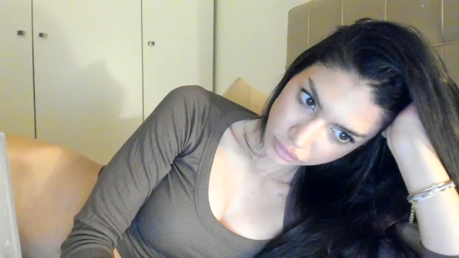 Gallery image thumbnail from SashaLopez's myfreecams stream on, 02/07/2024, 21:24 image 6 of 20