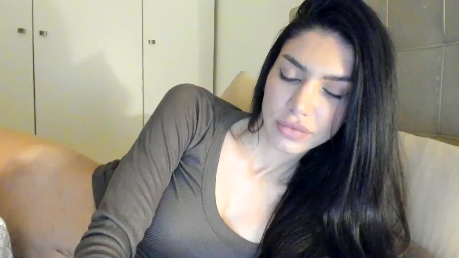 Gallery image thumbnail from SashaLopez's myfreecams stream on, 02/07/2024, 21:24 image 2 of 20
