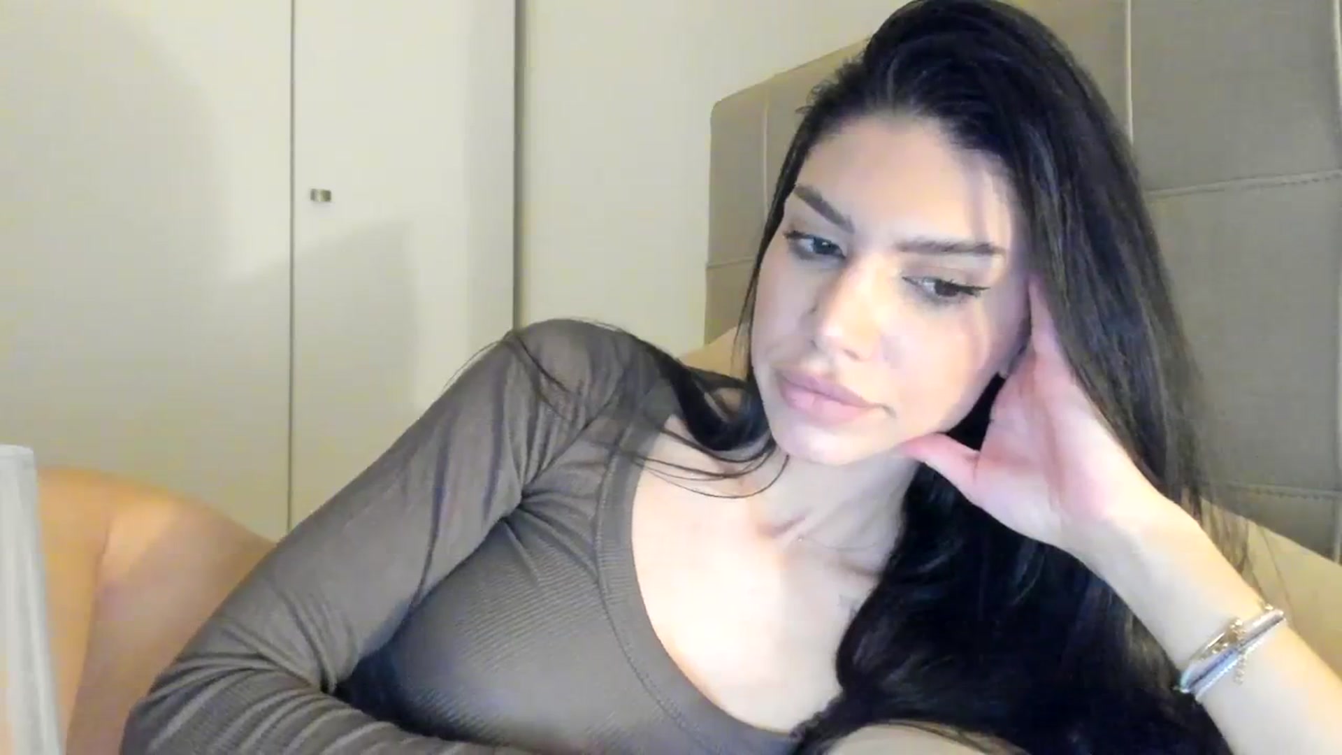 Gallery image thumbnail from SashaLopez's myfreecams stream on, 02/07/2024, 21:24 image 18 of 20