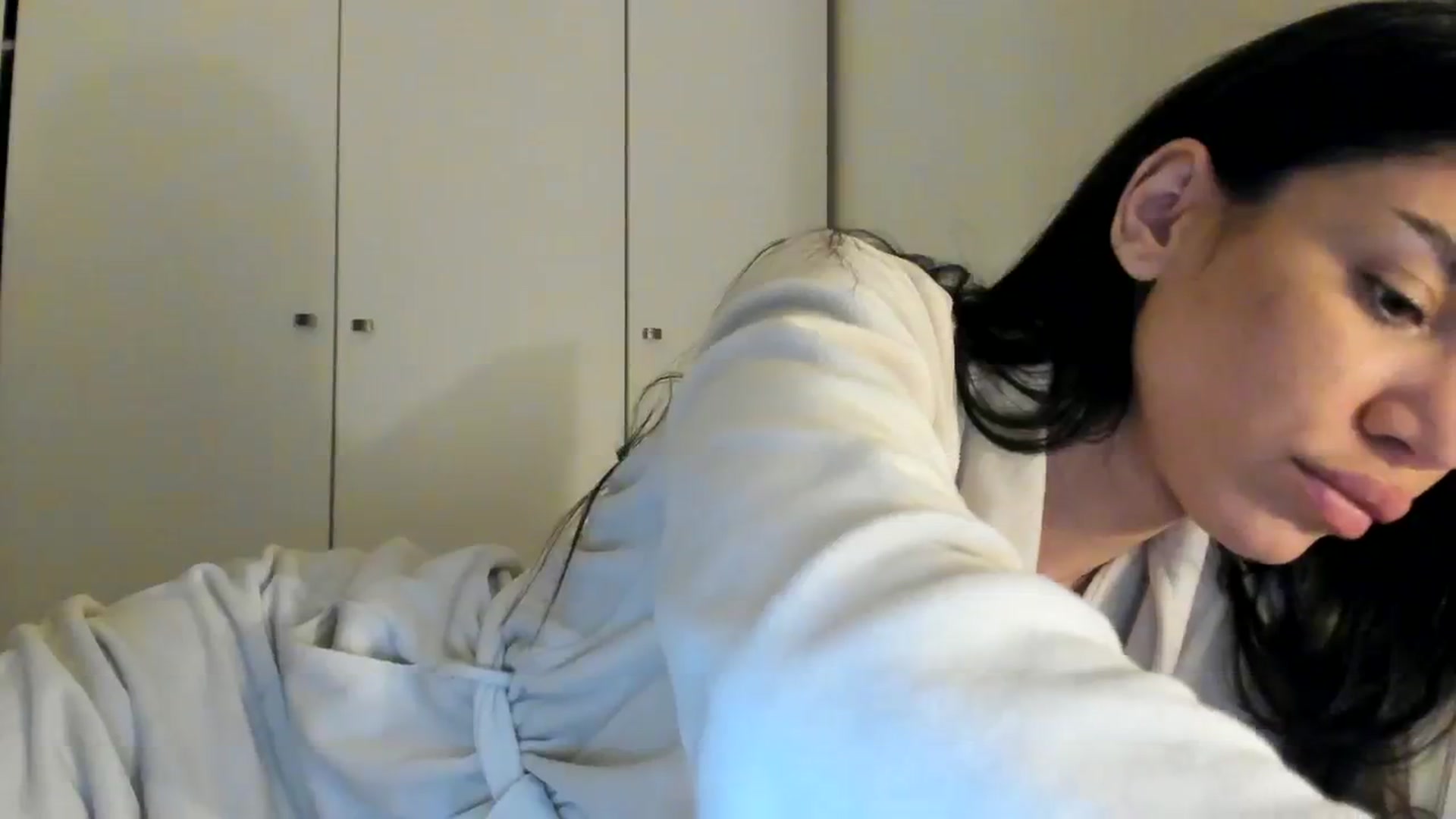 Gallery image thumbnail from SashaLopez's myfreecams stream on, 02/19/2024, 21:53 image 18 of 20
