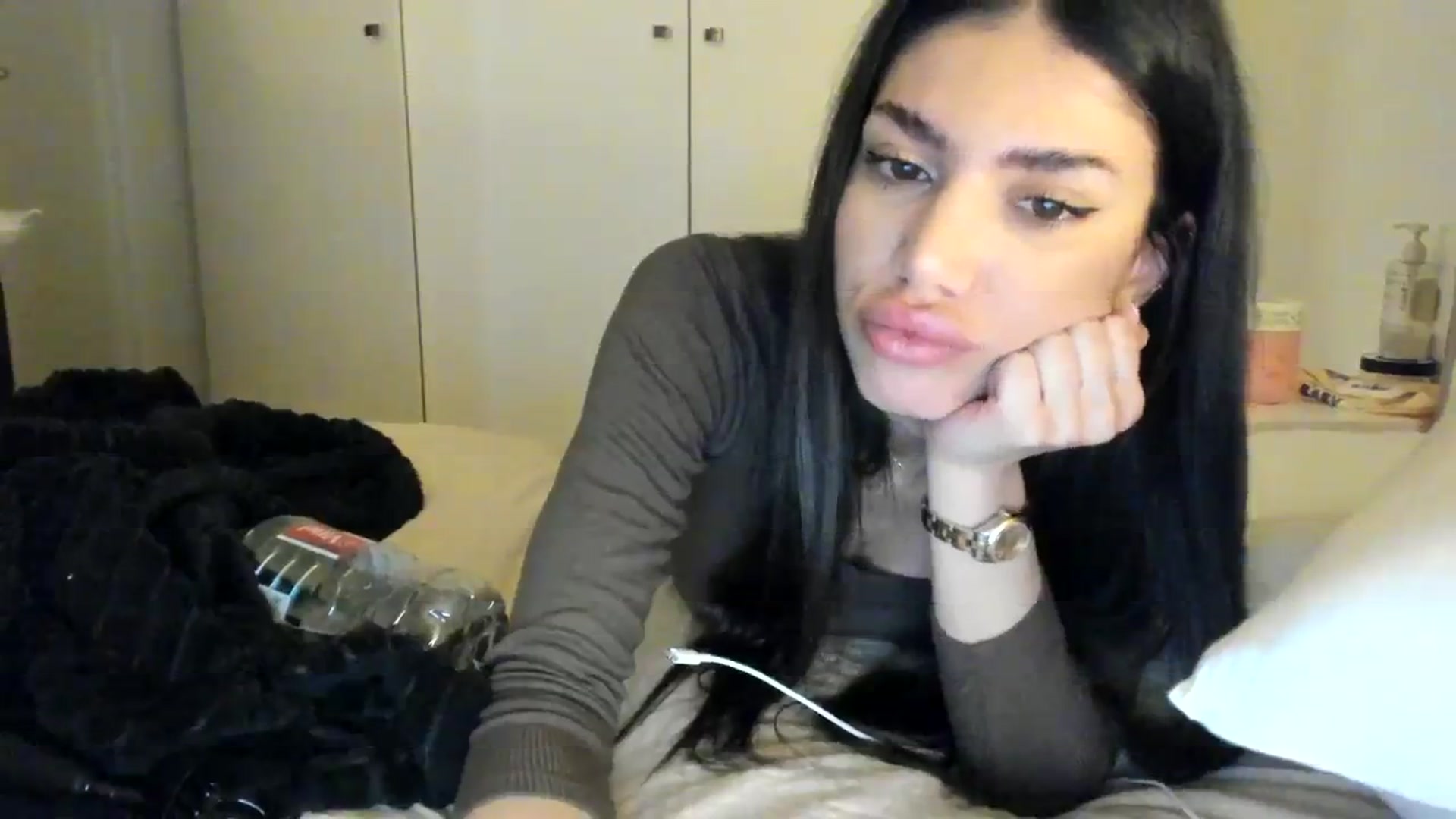 Gallery image thumbnail from SashaLopez's myfreecams stream on, 02/28/2024, 22:14 image 18 of 20
