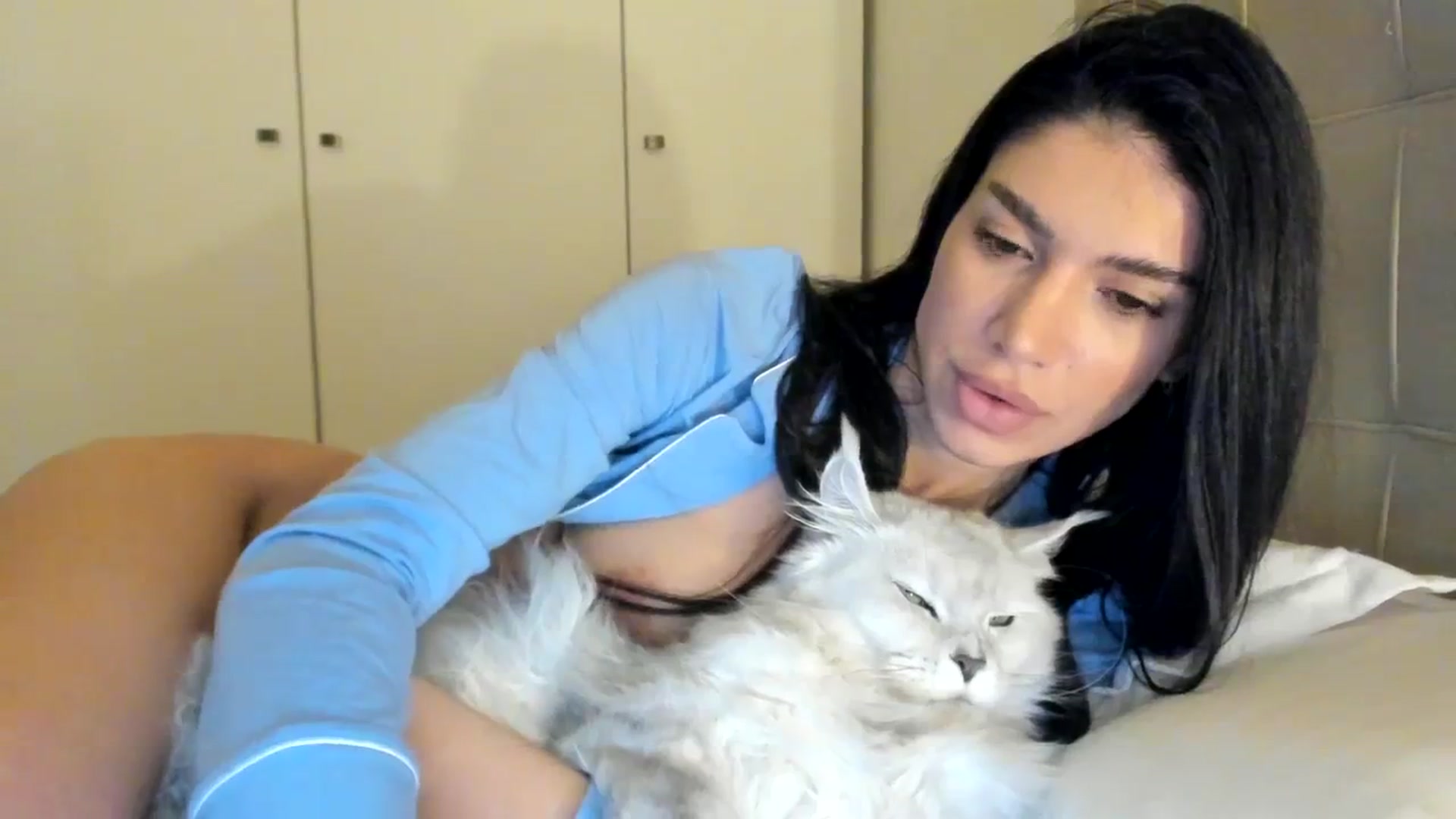 Gallery image thumbnail from SashaLopez's myfreecams stream on, 03/04/2024, 22:07 image 7 of 20