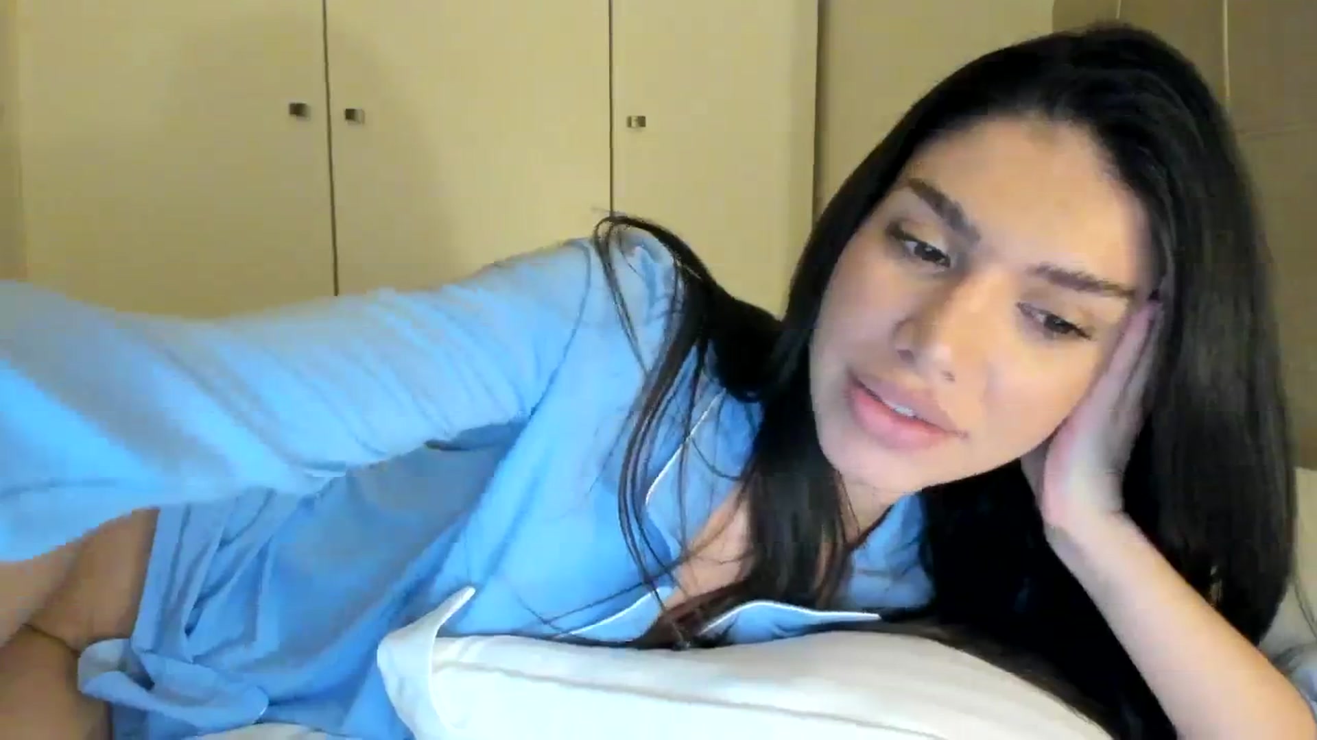 Gallery image thumbnail from SashaLopez's myfreecams stream on, 03/04/2024, 22:07 image 11 of 20