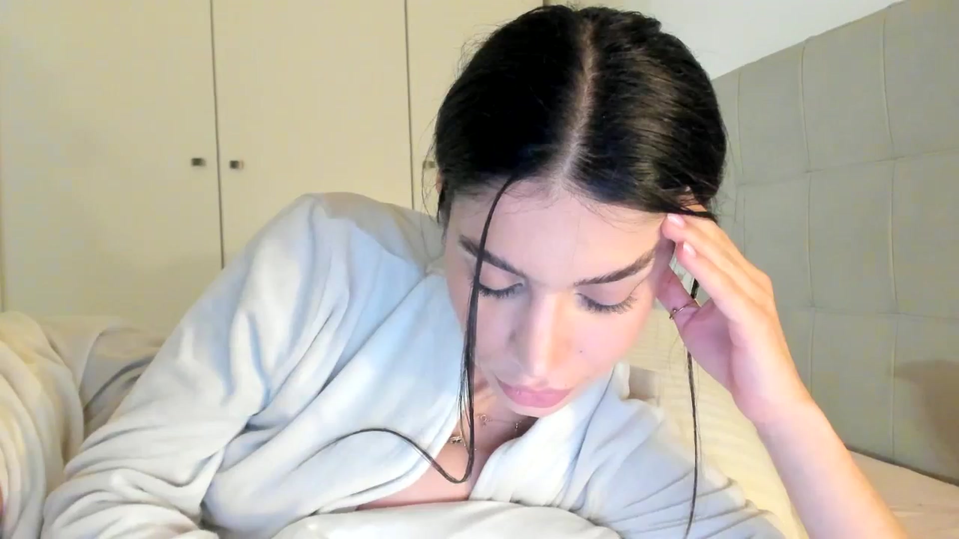 Gallery image thumbnail from SashaLopez's myfreecams stream on, 03/06/2024, 23:04 image 13 of 20