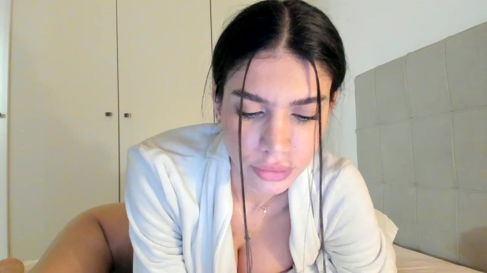 Gallery image thumbnail from SashaLopez's myfreecams stream on, 03/06/2024, 23:04 image 14 of 20