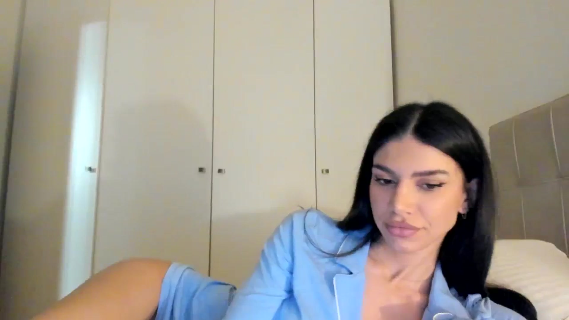 Gallery image thumbnail from SashaLopez's myfreecams stream on, 03/08/2024, 21:33 image 20 of 20