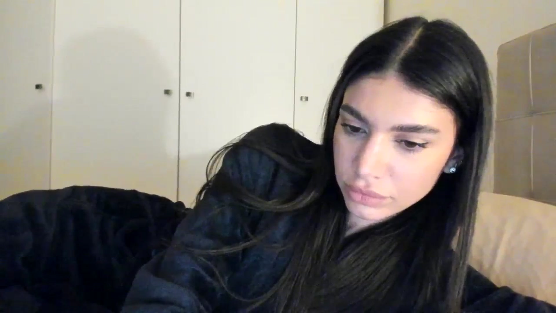 Gallery image thumbnail from SashaLopez's myfreecams stream on, 03/20/2024, 22:37 image 14 of 20