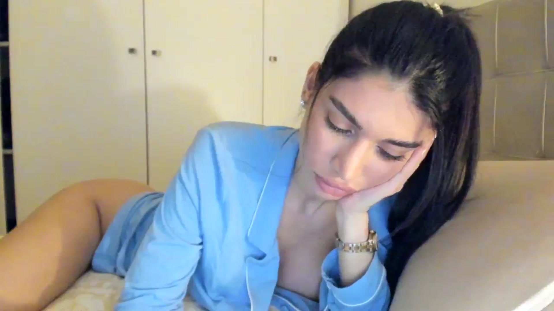 Gallery image thumbnail from SashaLopez's myfreecams stream on, 03/22/2024, 21:36 image 15 of 20