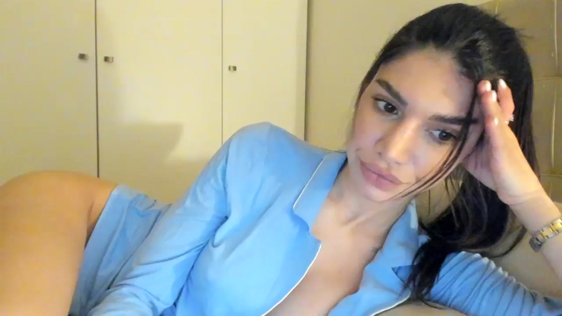 Gallery image thumbnail from SashaLopez's myfreecams stream on, 03/22/2024, 21:36 image 10 of 20