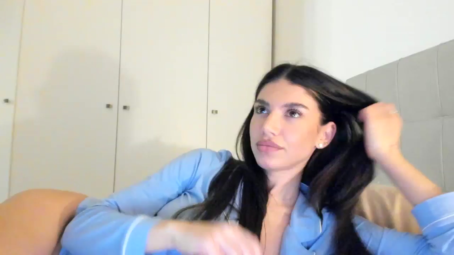 Gallery image thumbnail from SashaLopez's myfreecams stream on, 03/24/2024, 21:48 image 1 of 20