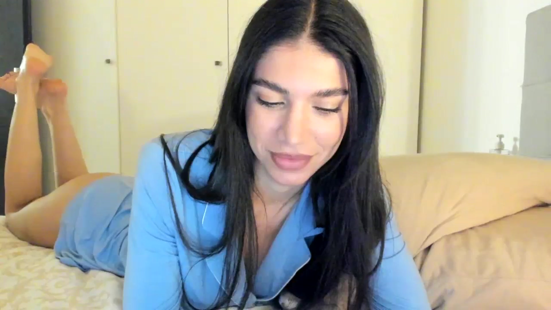 Gallery image thumbnail from SashaLopez's myfreecams stream on, 03/24/2024, 21:48 image 13 of 20