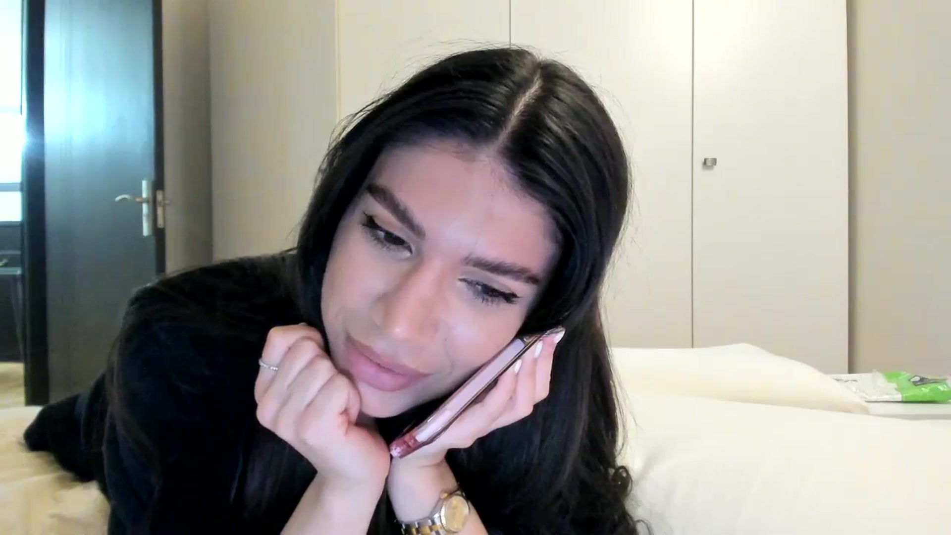 Gallery image thumbnail from SashaLopez's myfreecams stream on, 04/02/2024, 22:34 image 12 of 20