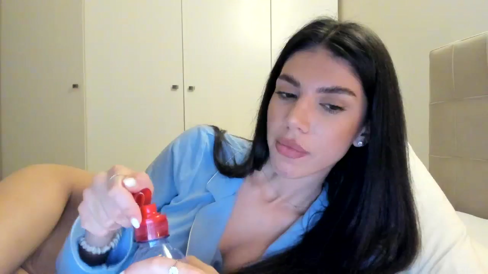 Gallery image thumbnail from SashaLopez's myfreecams stream on, 04/03/2024, 20:45 image 3 of 20