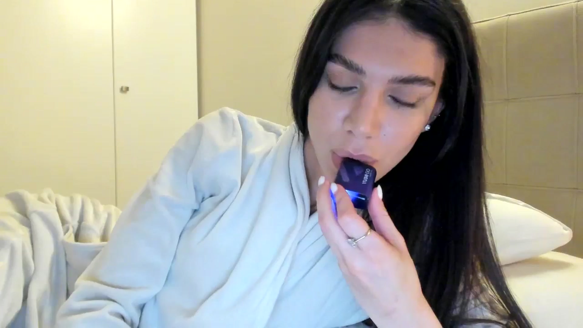 Gallery image thumbnail from SashaLopez's myfreecams stream on, 04/05/2024, 23:10 image 20 of 20