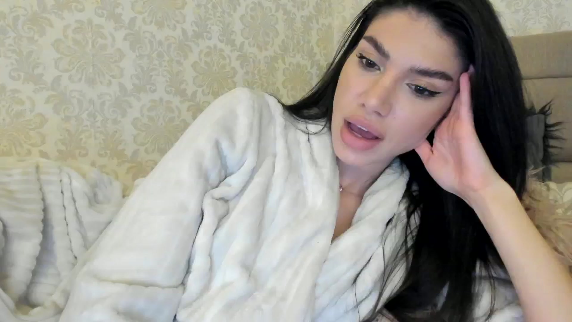 Gallery image thumbnail from SashaLopez's myfreecams stream on, 04/06/2024, 21:19 image 10 of 20