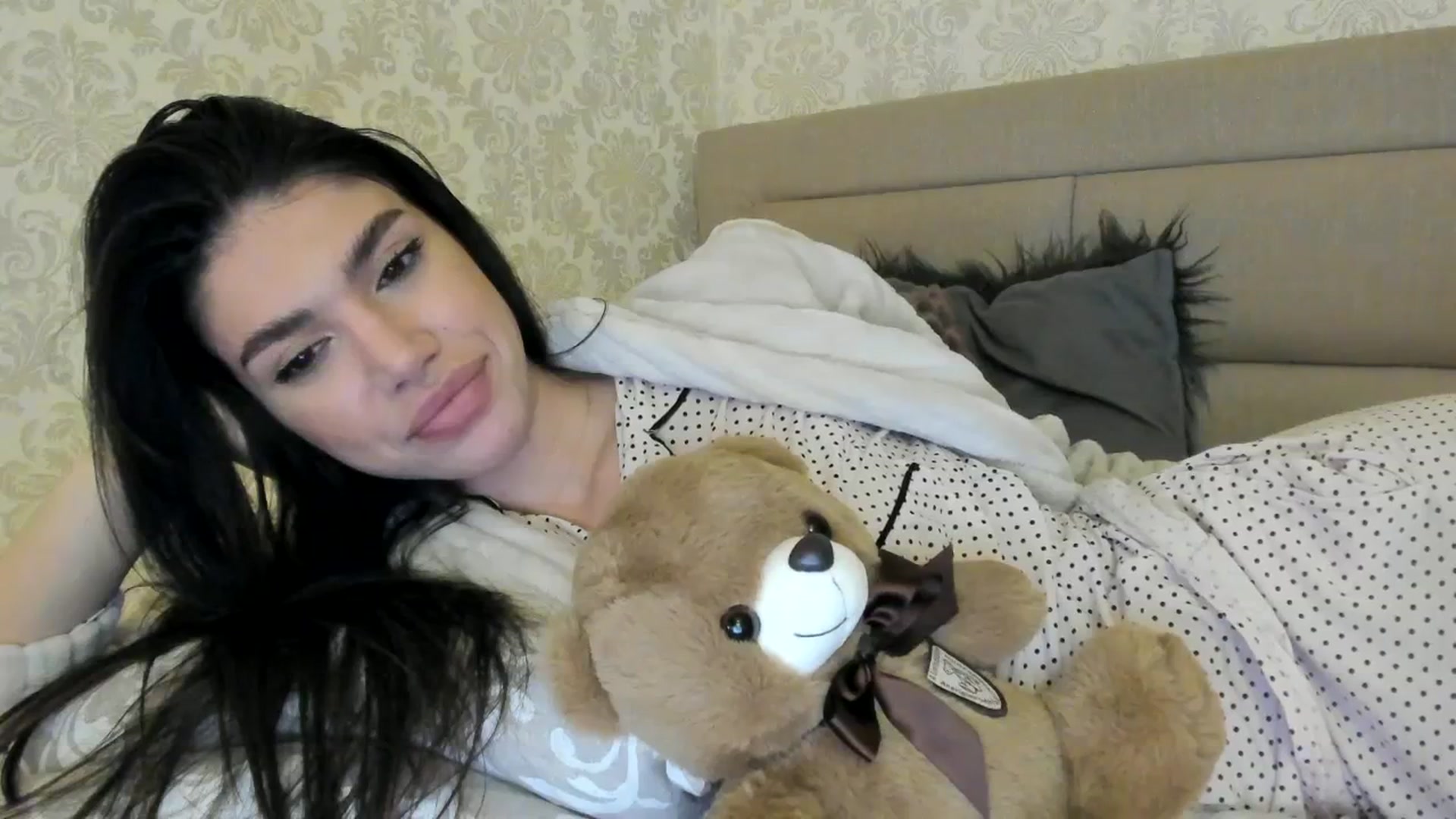 Gallery image thumbnail from SashaLopez's myfreecams stream on, 04/06/2024, 22:46 image 8 of 20