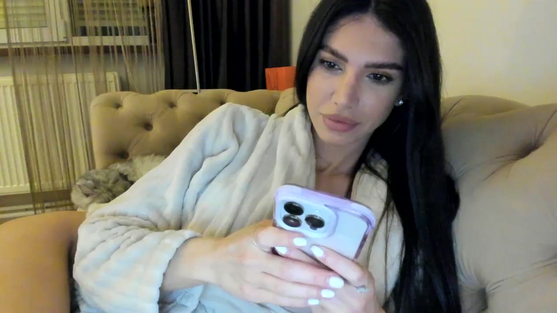 Gallery image thumbnail from SashaLopez's myfreecams stream on, 04/07/2024, 19:58 image 12 of 20