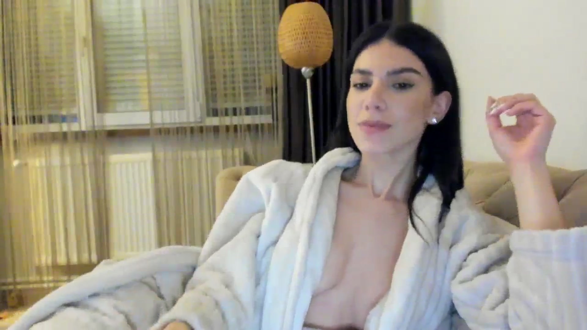 Gallery image thumbnail from SashaLopez's myfreecams stream on, 04/07/2024, 20:49 image 11 of 20
