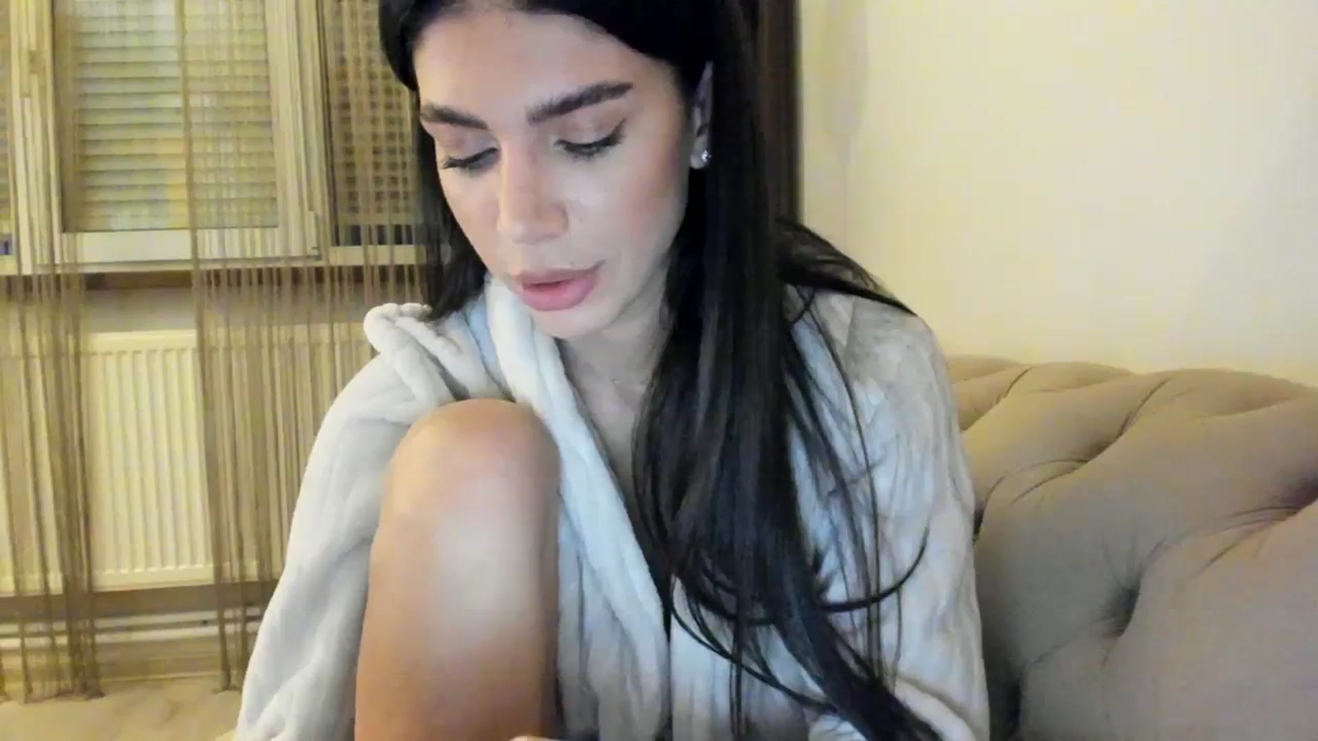 Gallery image thumbnail from SashaLopez's myfreecams stream on, 04/07/2024, 20:49 image 6 of 20