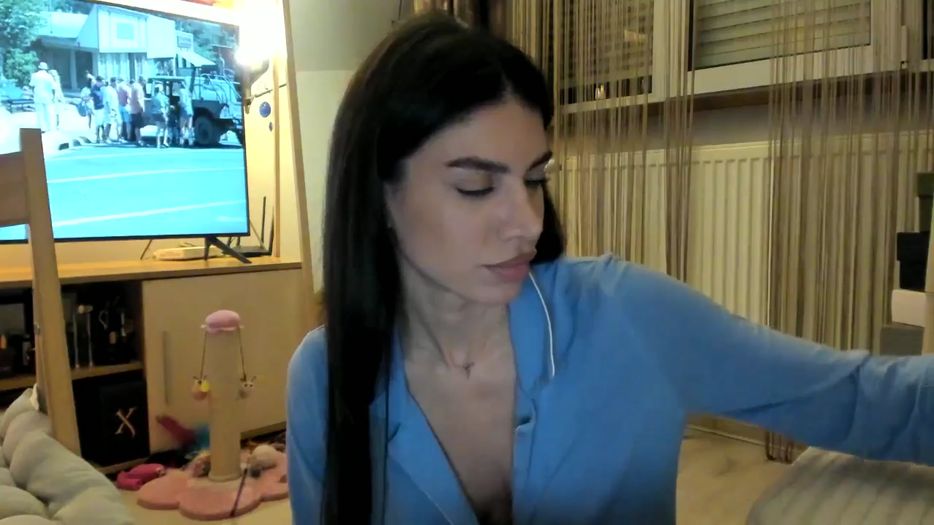 Gallery image thumbnail from SashaLopez's myfreecams stream on, 04/22/2024, 20:45 image 10 of 20