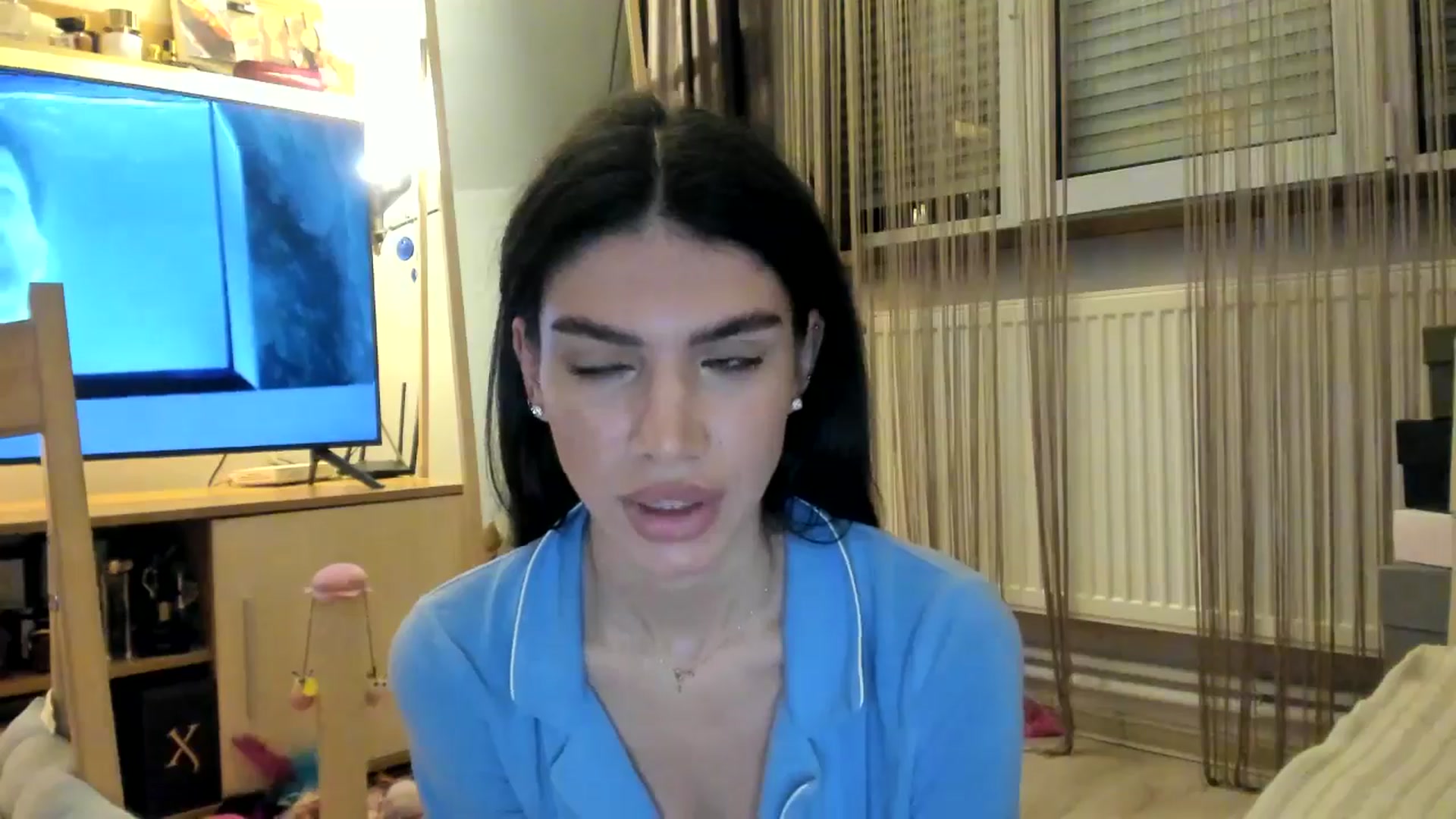 Gallery image thumbnail from SashaLopez's myfreecams stream on, 04/22/2024, 20:45 image 13 of 20