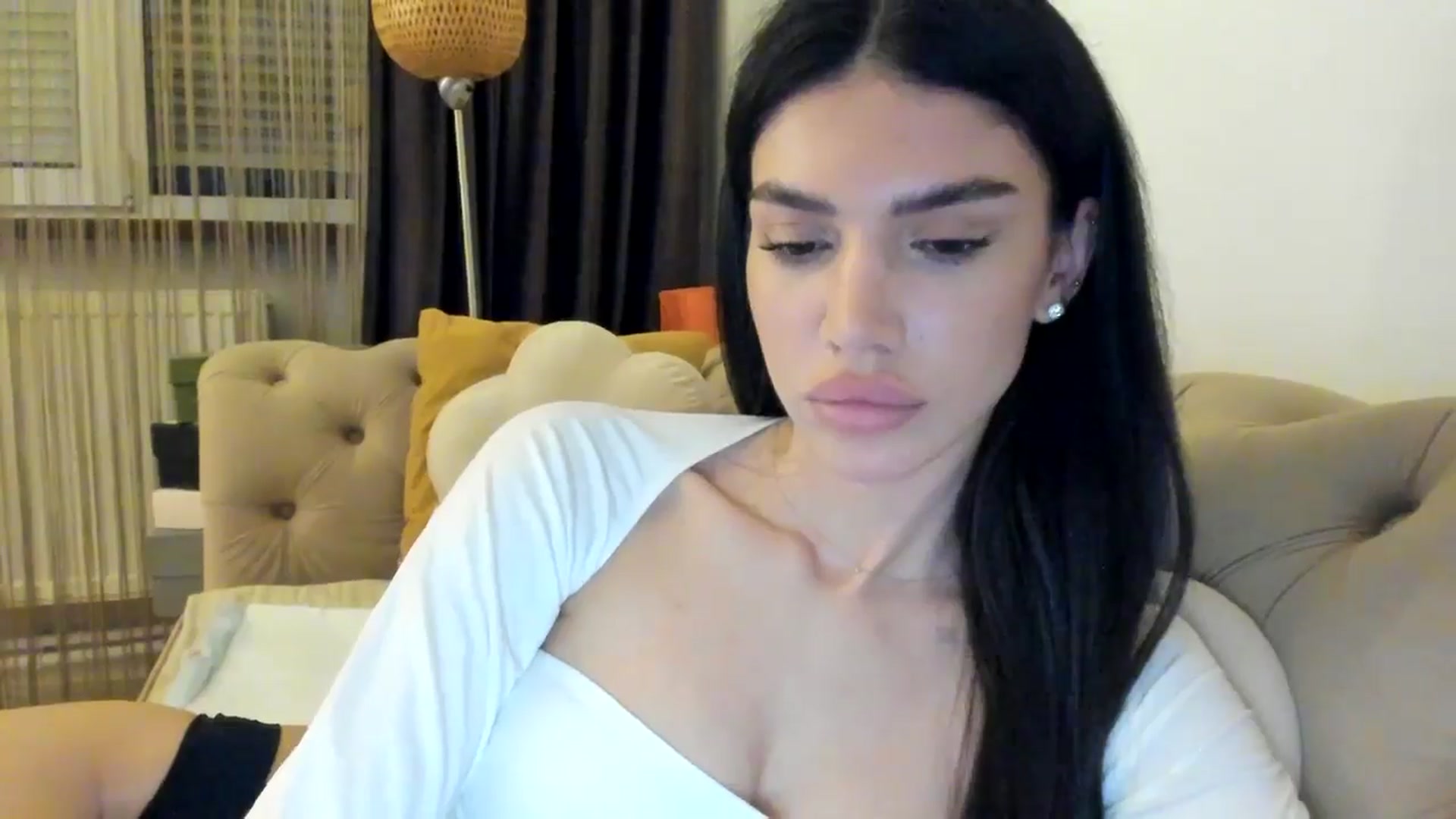 Gallery image thumbnail from SashaLopez's myfreecams stream on, 04/22/2024, 22:42 image 6 of 20