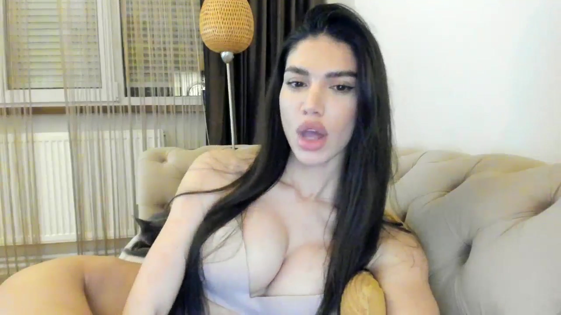 Gallery image thumbnail from SashaLopez's myfreecams stream on, 04/26/2024, 21:23 image 12 of 20