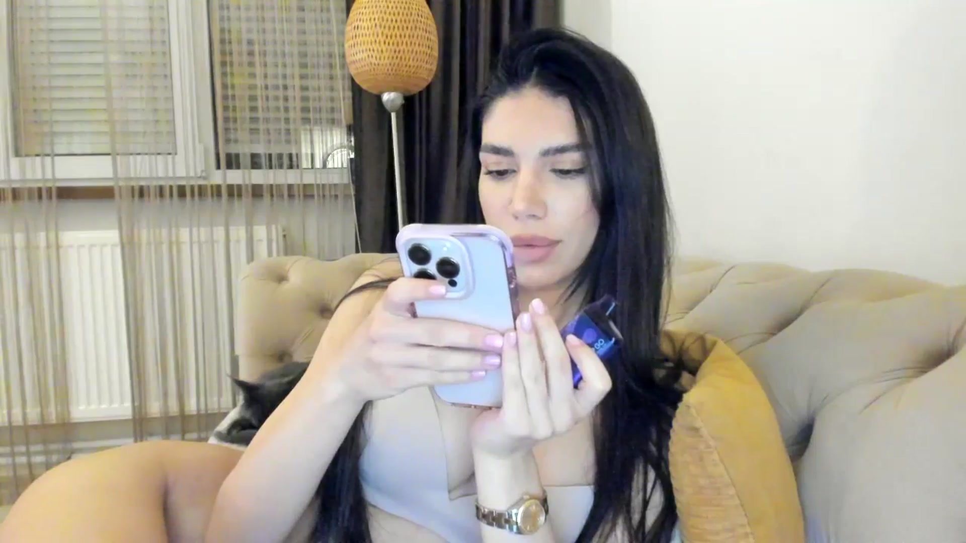 Gallery image thumbnail from SashaLopez's myfreecams stream on, 04/26/2024, 21:23 image 11 of 20