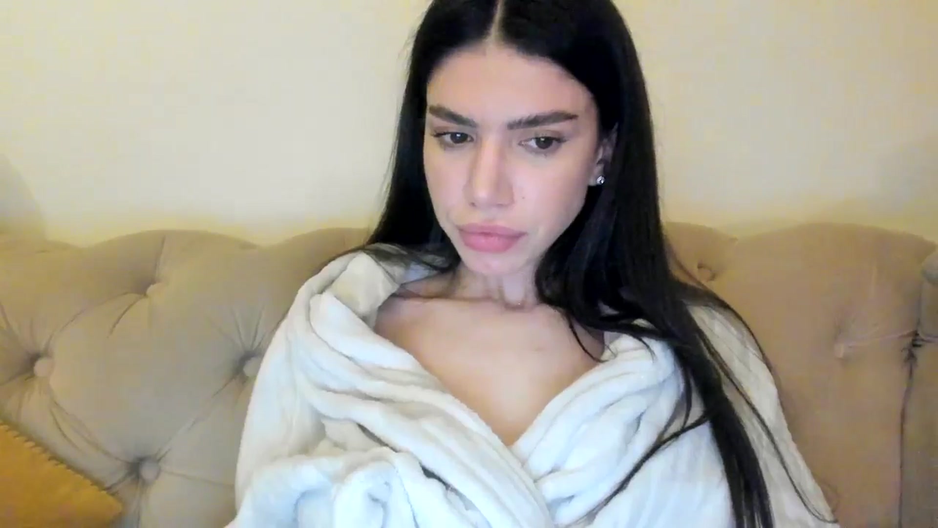 Gallery image thumbnail from SashaLopez's myfreecams stream on, 04/29/2024, 21:58 image 7 of 20