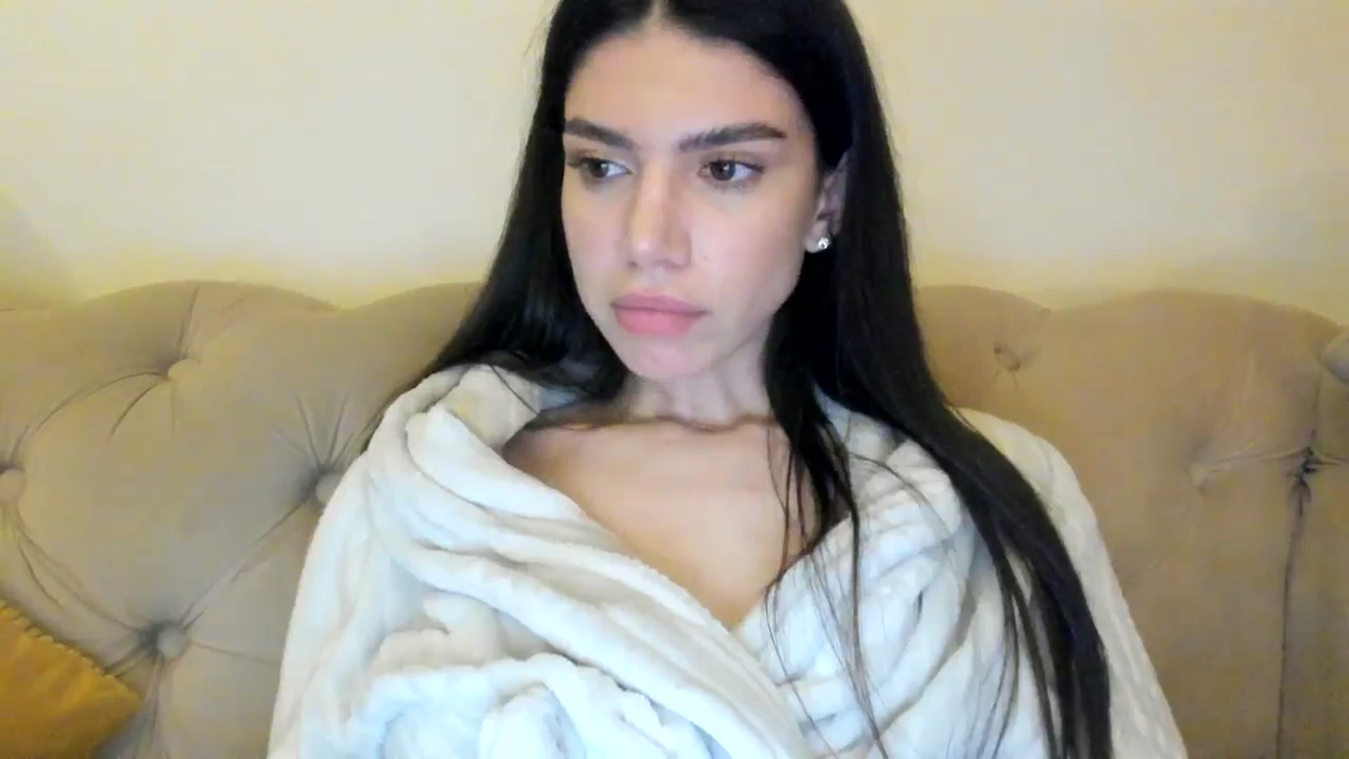 Gallery image thumbnail from SashaLopez's myfreecams stream on, 04/29/2024, 21:58 image 11 of 20