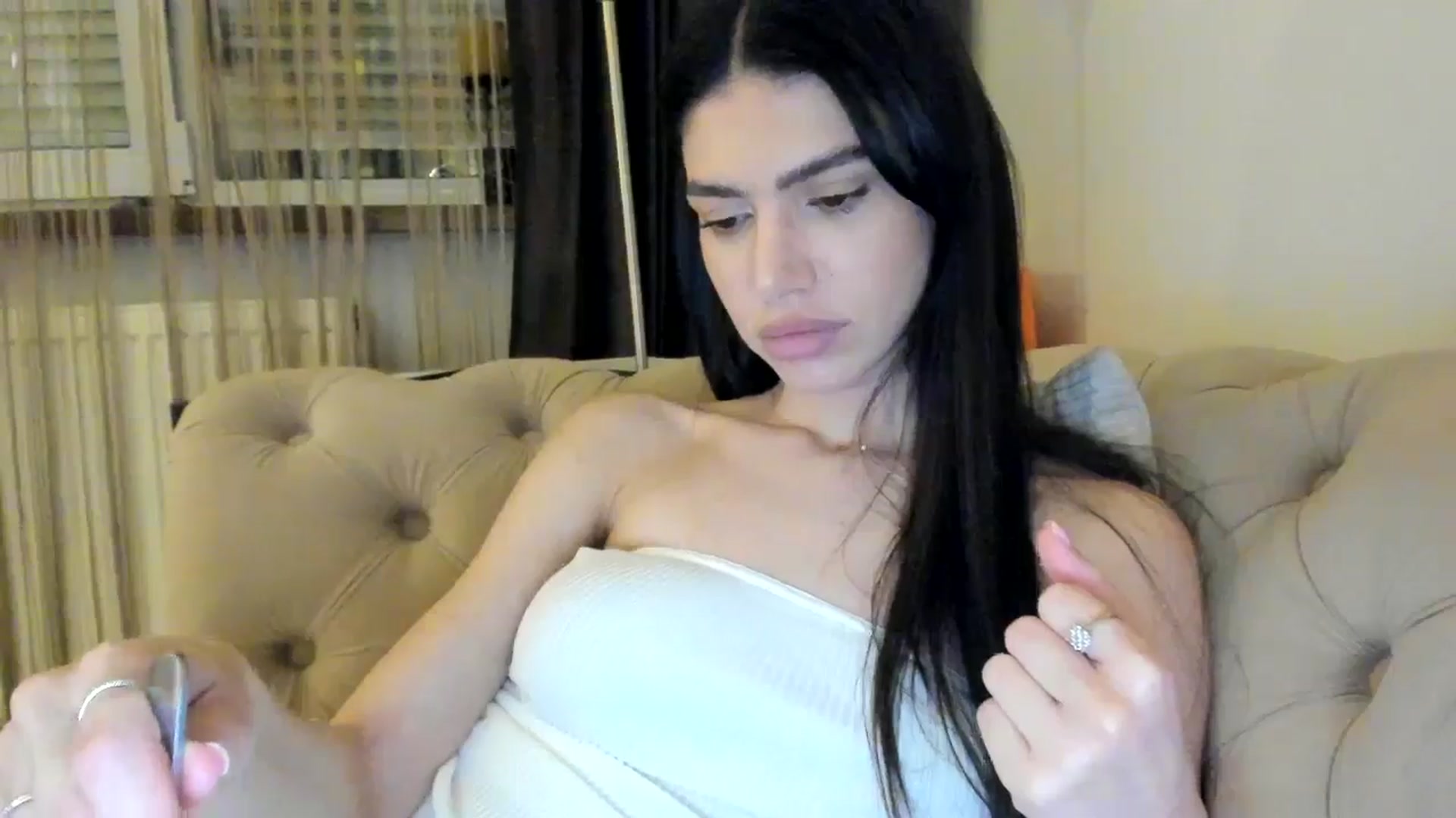 Gallery image thumbnail from SashaLopez's myfreecams stream on, 05/02/2024, 20:04 image 18 of 20