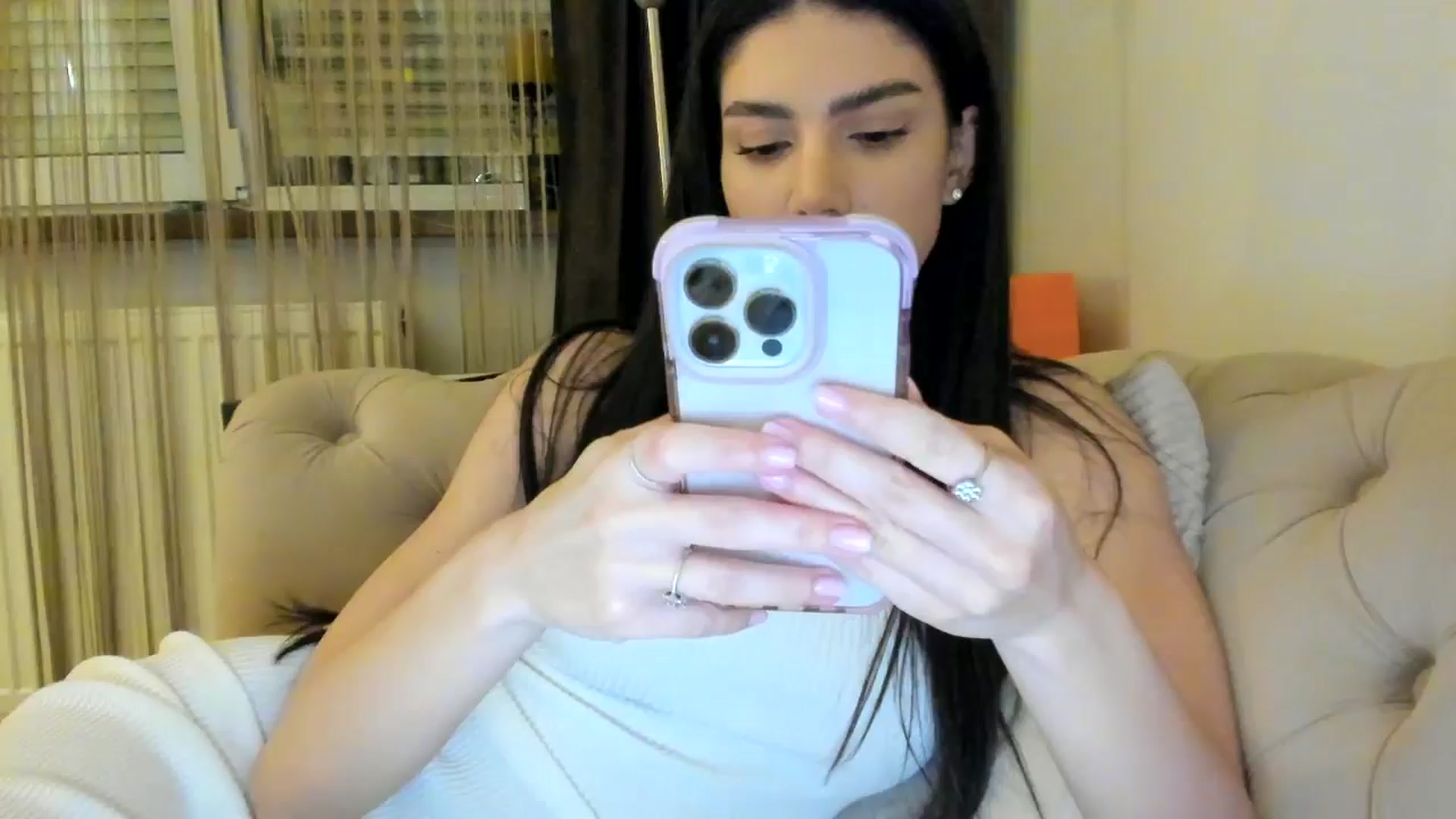 Gallery image thumbnail from SashaLopez's myfreecams stream on, 05/02/2024, 20:04 image 1 of 20