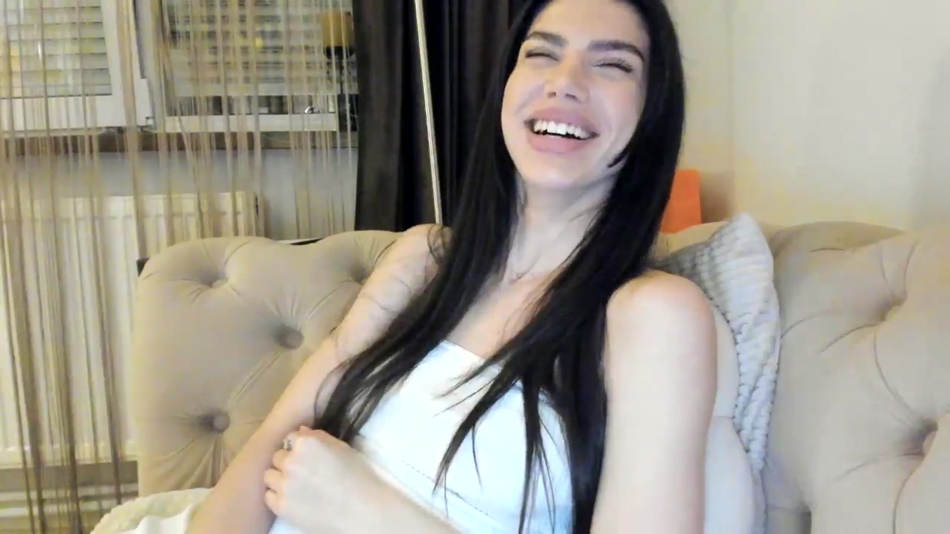 Gallery image thumbnail from SashaLopez's myfreecams stream on, 05/02/2024, 20:04 image 15 of 20