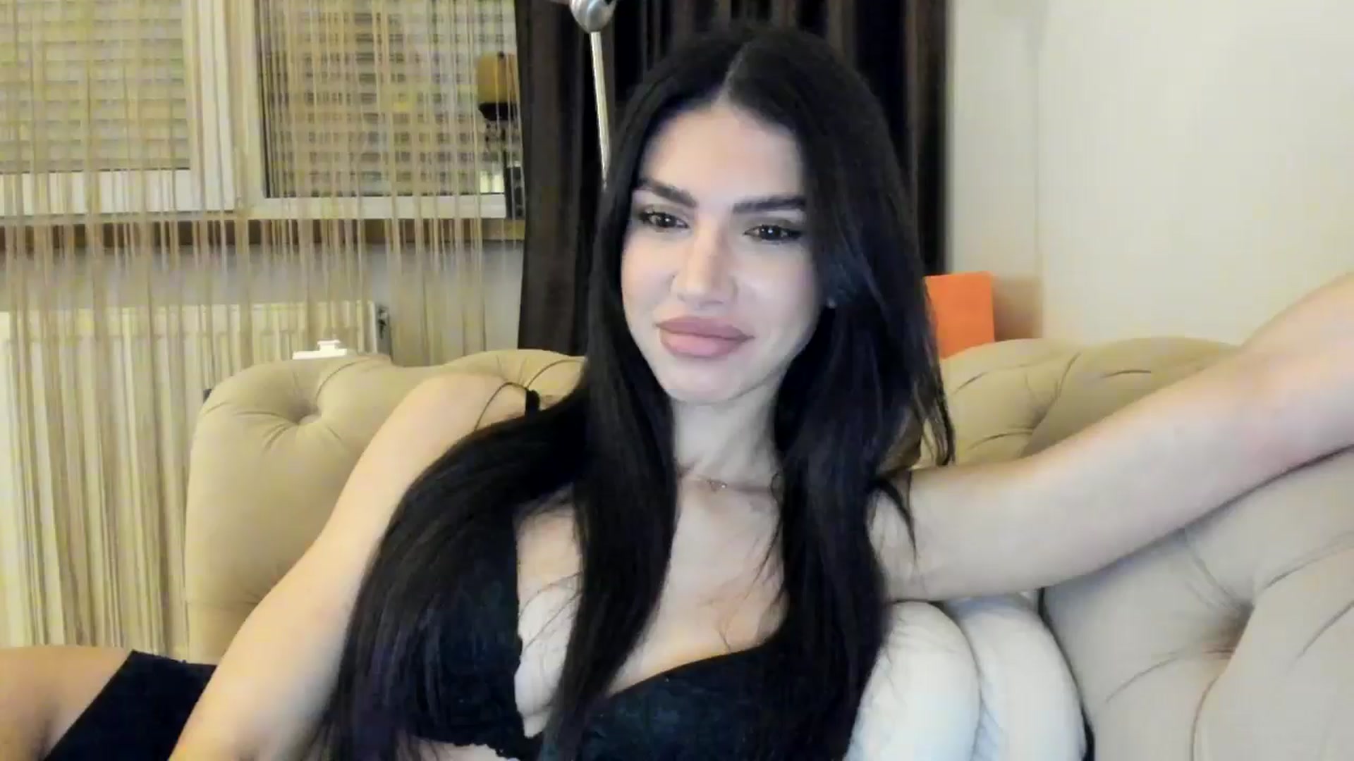 Gallery image thumbnail from SashaLopez's myfreecams stream on, 05/03/2024, 20:42 image 6 of 20