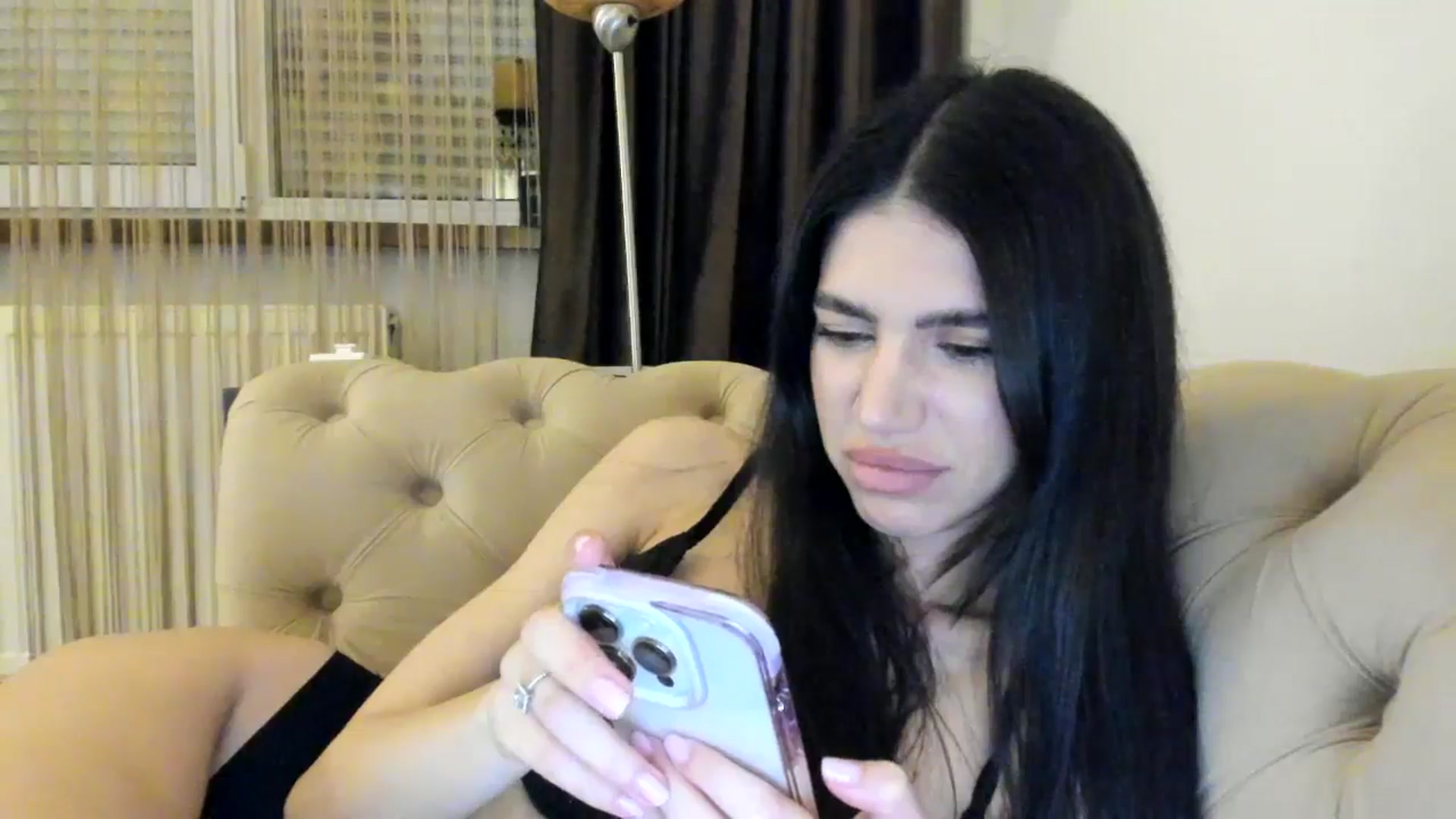 Gallery image thumbnail from SashaLopez's myfreecams stream on, 05/03/2024, 21:54 image 14 of 20