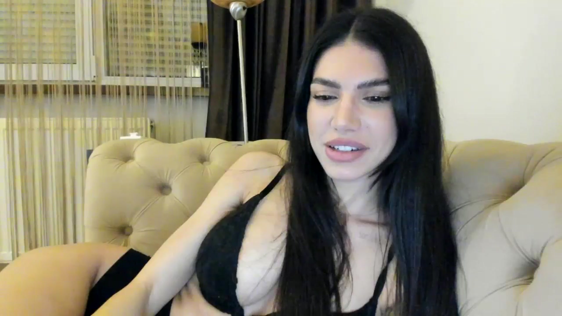 Gallery image thumbnail from SashaLopez's myfreecams stream on, 05/03/2024, 21:54 image 10 of 20