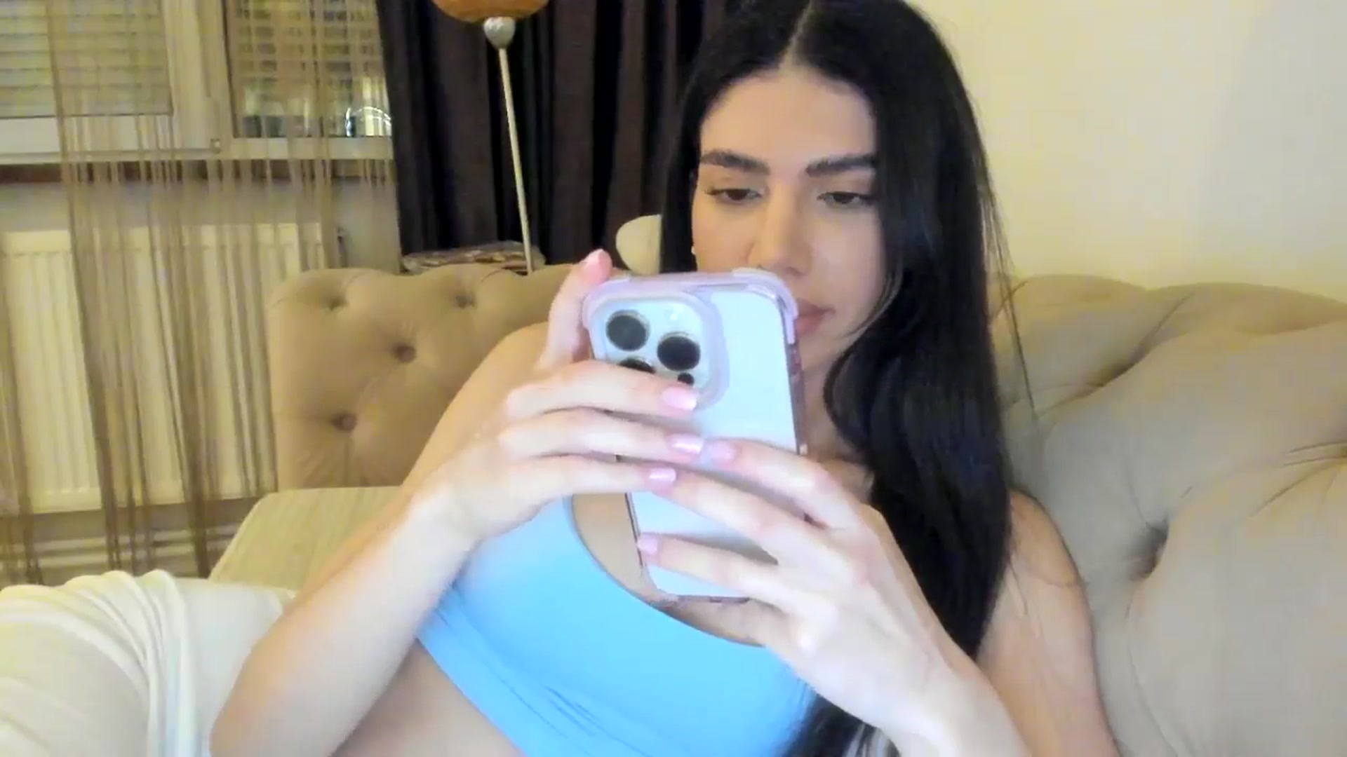 Gallery image thumbnail from SashaLopez's myfreecams stream on, 05/08/2024, 22:40 image 3 of 20