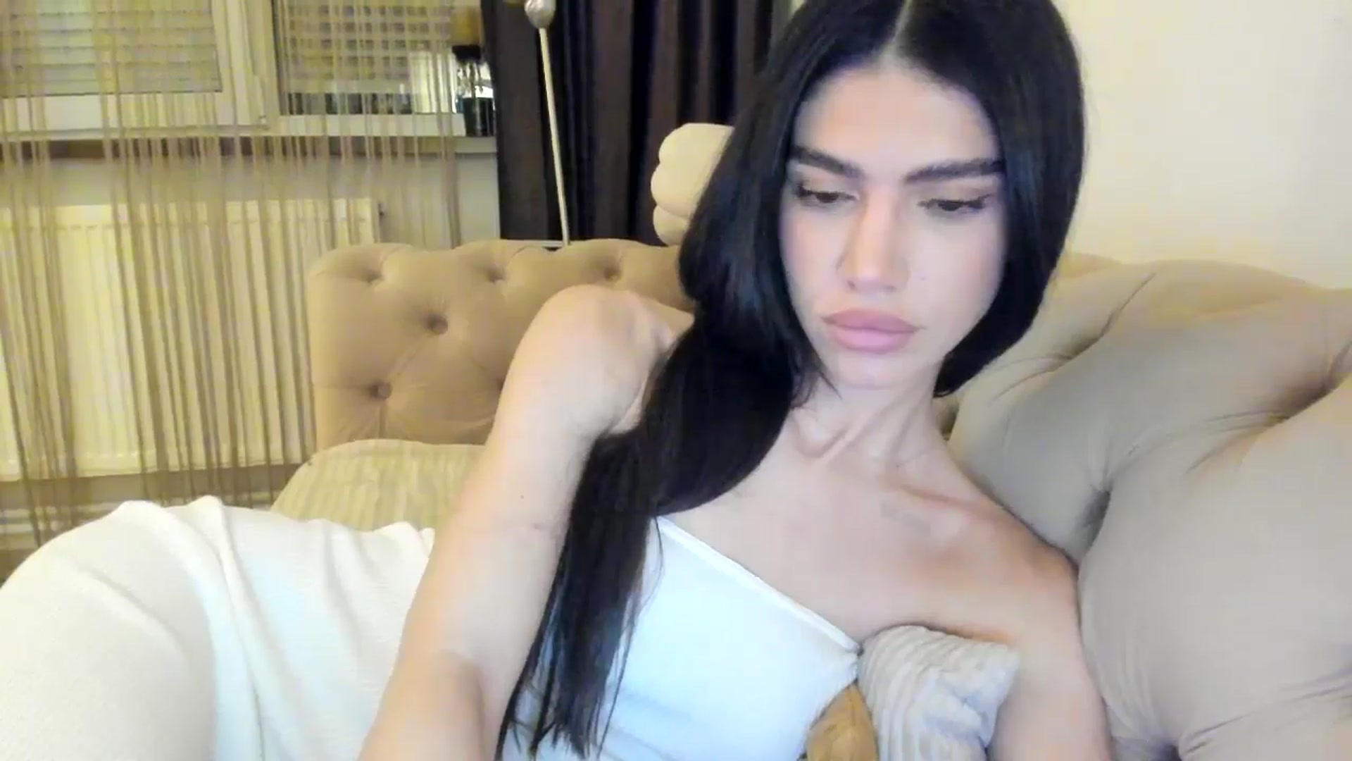 Gallery image thumbnail from SashaLopez's myfreecams stream on, 05/10/2024, 21:15 image 5 of 20