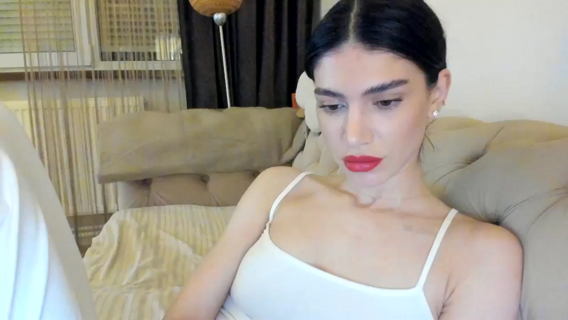 Gallery image thumbnail from SashaLopez's myfreecams stream on, 05/12/2024, 22:12 image 18 of 20